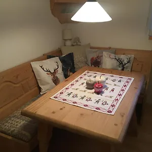  Apartment Moose